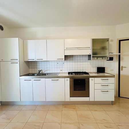 Damiano Chiesa Flexrent - Abissinia Apartment Riccione Luaran gambar