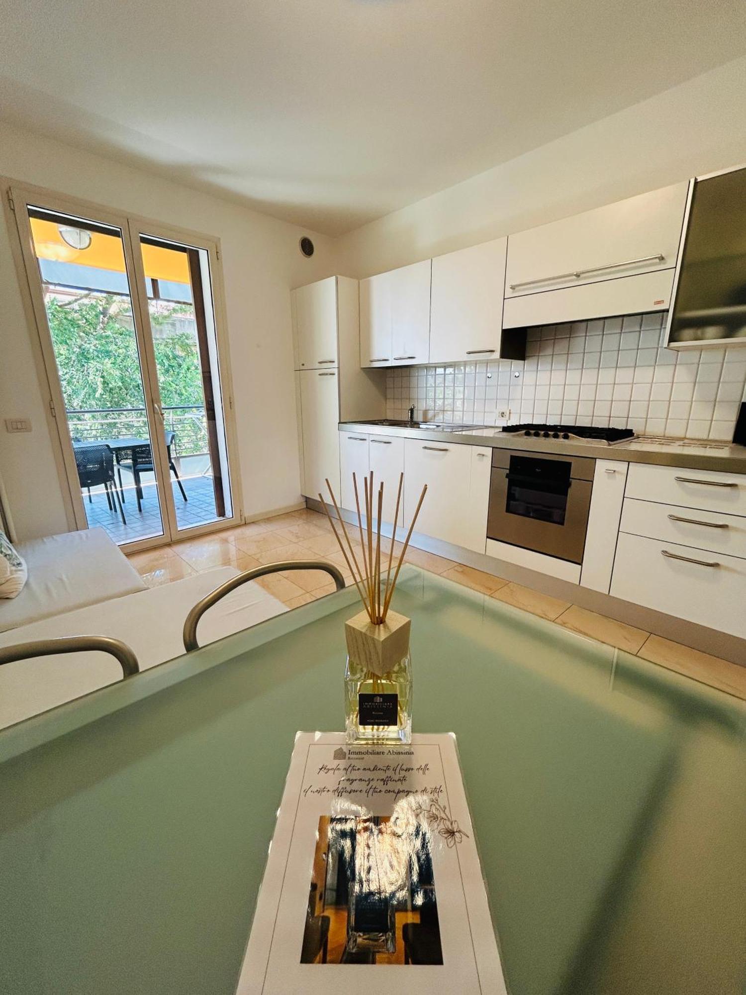 Damiano Chiesa Flexrent - Abissinia Apartment Riccione Luaran gambar